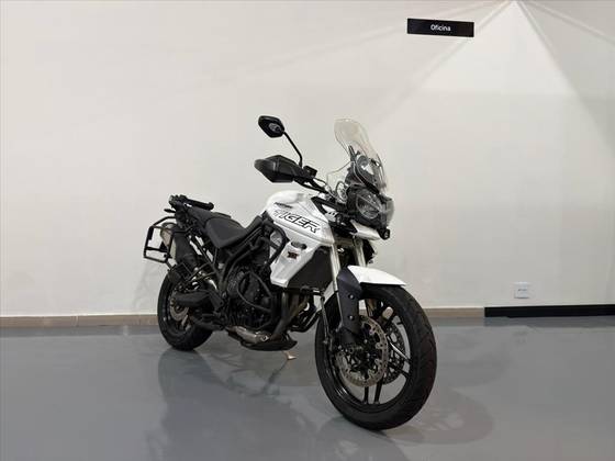 TRIUMPH TIGER 800 XRT 